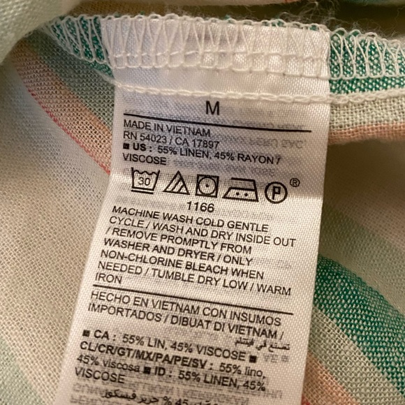 NWT Old Navy Linen Blend Shorts and Button Down Shirt Set Size Medium - Picture 4 of 6